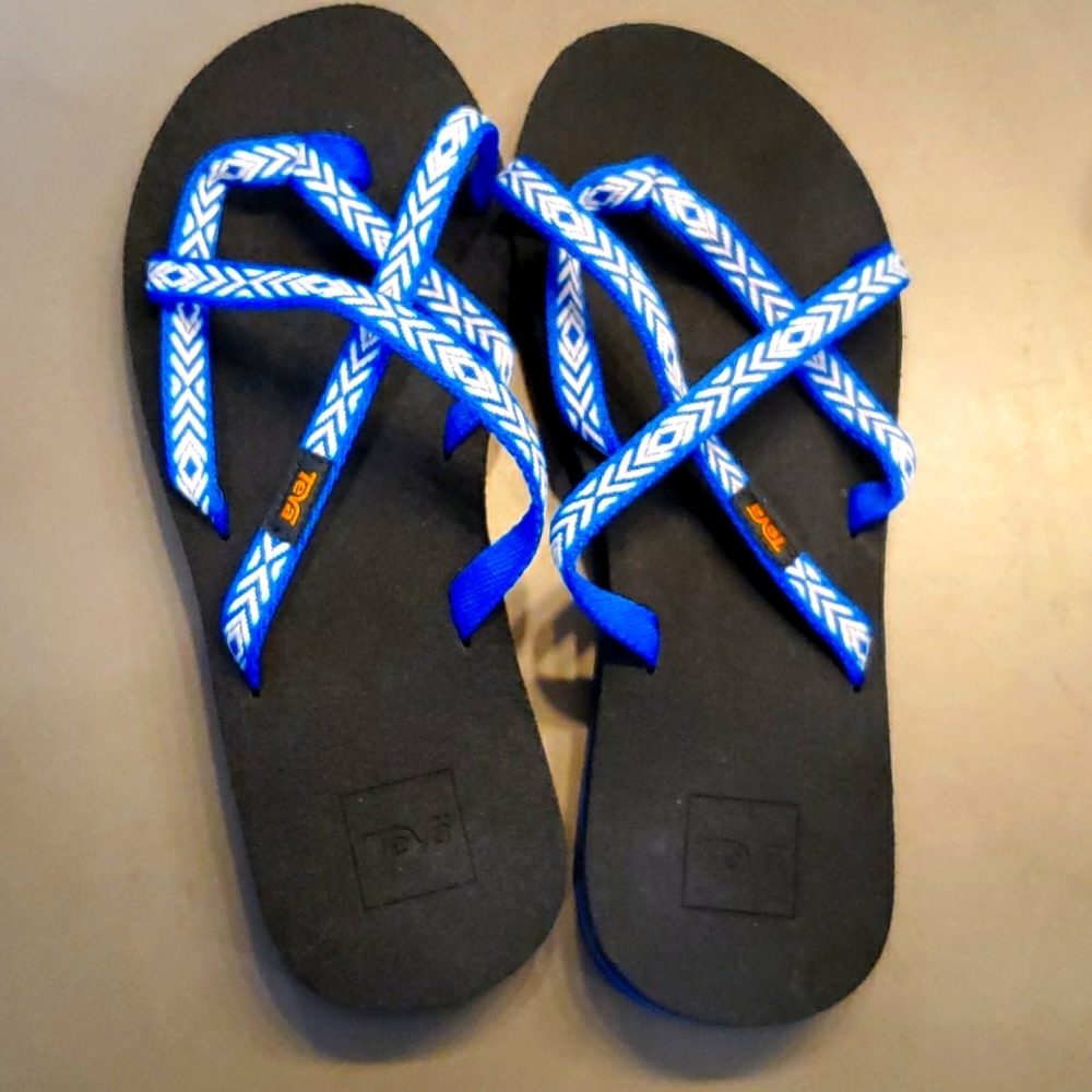 NWOT Teva Flip Flops